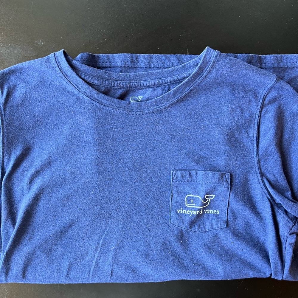 Vineyard Vines pocket tee